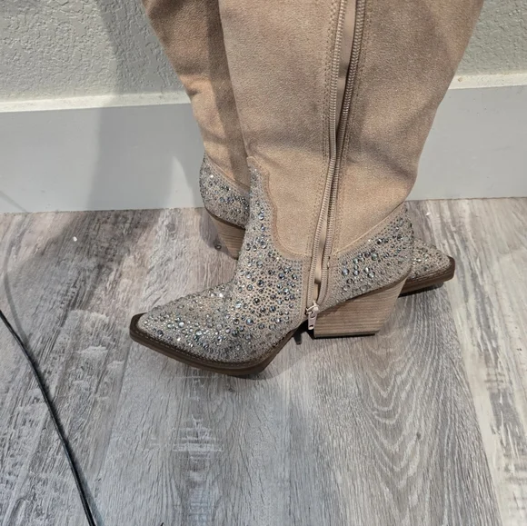 Madden Girl Sparkly Boots - Picture 9 of 16